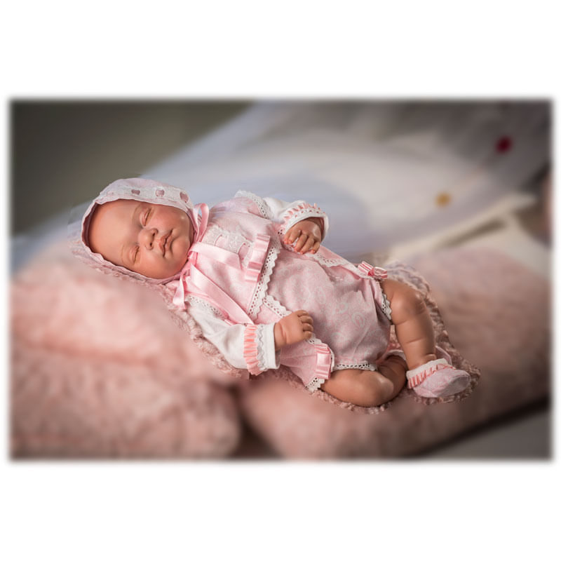 Reborn-Bebe-Leo-Dormido-con-Traje-Rosa