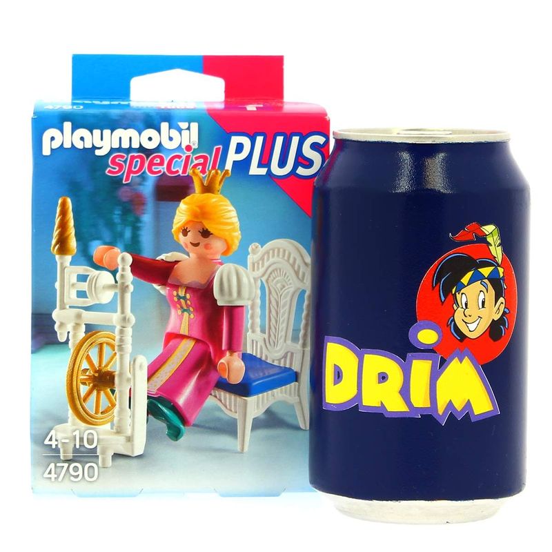 Playmobil-Princesa-con-Rueca-de-Hilar_3