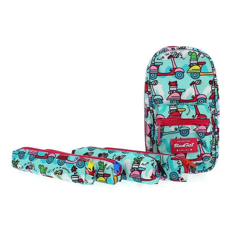 Blackfit8-Estuche-Mochila-Relleno