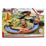 Cars-Pista-de-Carreras-Radiator-Springs_2