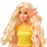 Barbie-Ultimate-Curls-Rizos_3