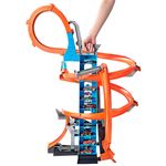 Hot-Wheels-Pista-Torre-de-Choques-en-el-Aire_1