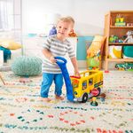 Little-People-Autobus-Escolar-Amarillo-Grande_5