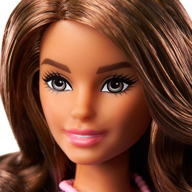 Barbie-Princess-Adventure-Muñeca-Teresa_2