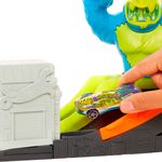 Hot-Wheels-Pista-Ataque-Toxico-del-Gorila_3