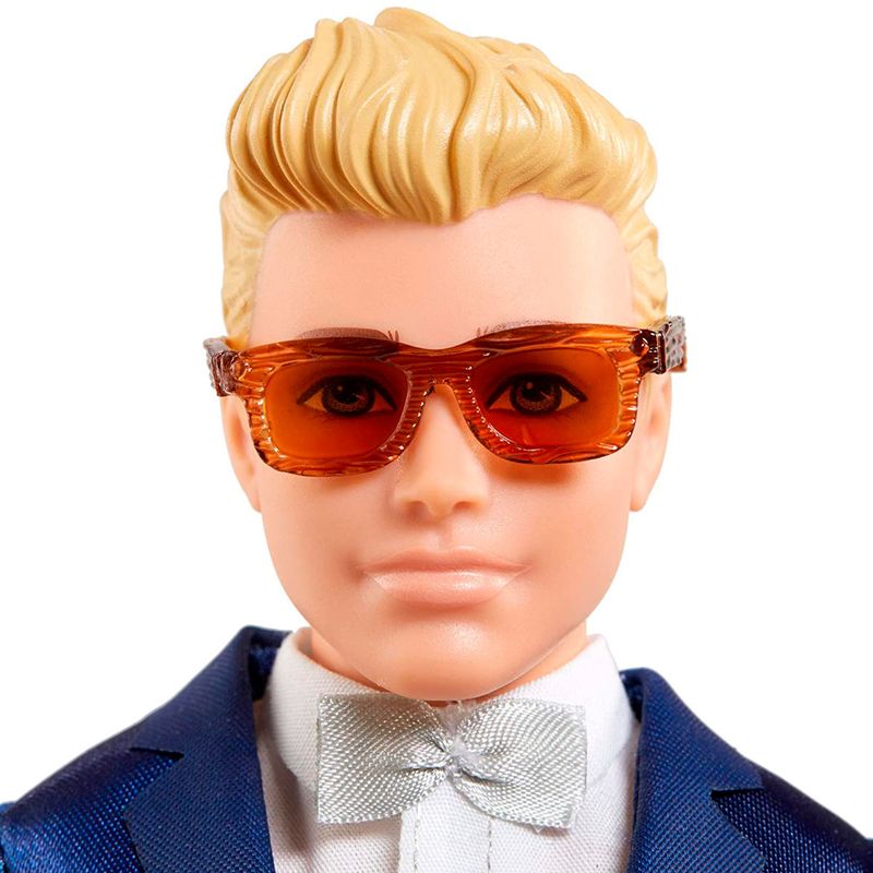 Barbie-Muñeco-Ken-Novio-con-Accesorios_2