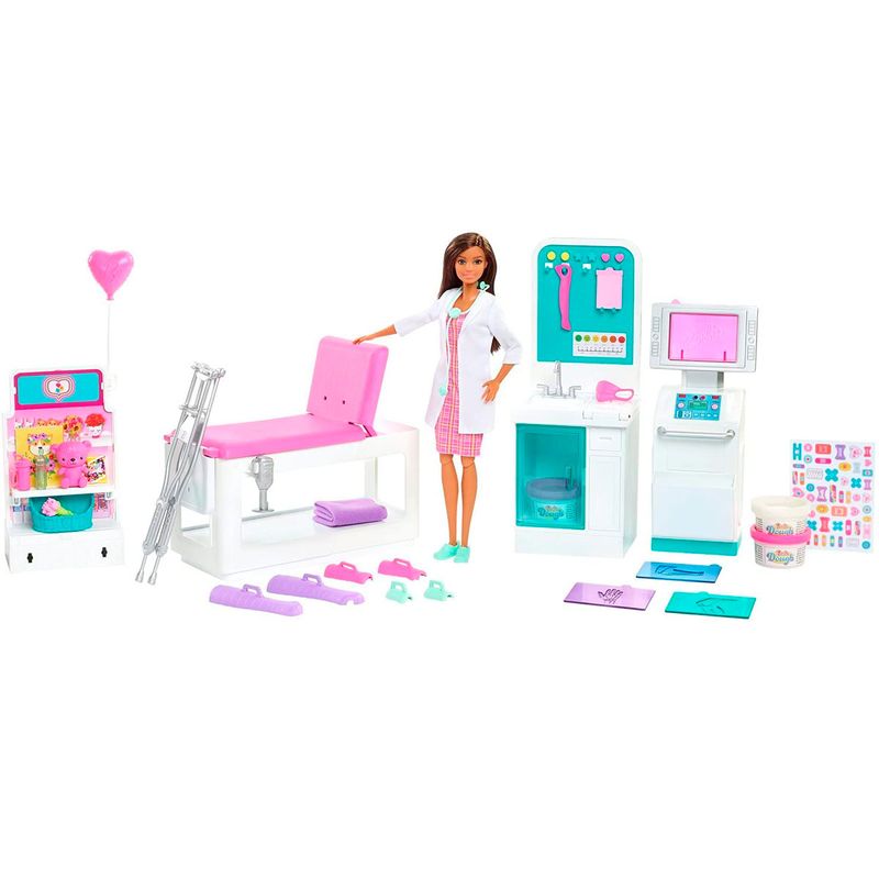 Barbie-Doctora-con-Clinica-Medica