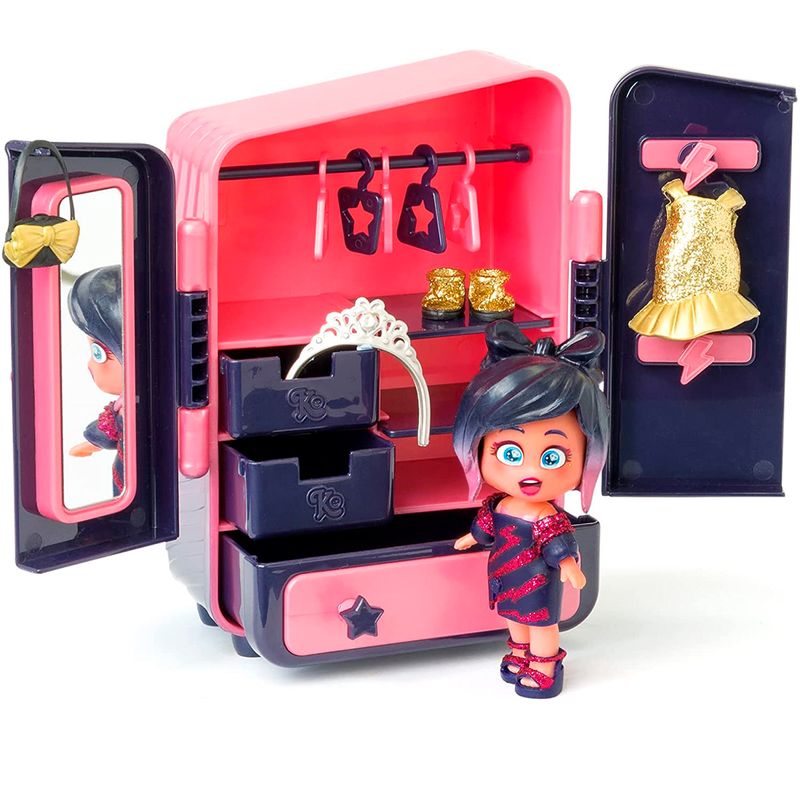 Kookyloos-Ava-s-Wardrobe