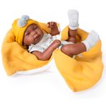 Muñeco-Bebe-Recien-Nacido-con-Mantita