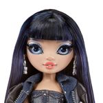 Rainbow-High-Junior-Muñeca-Kim-Nguyen_11