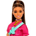 Barbie-Day---Play-Muñeca-con-Mono-Rosa_2