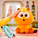 Animagic-Garfield-Bebe-Peluche-Interactivo_1