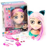 Influencer Busto Maquillaje