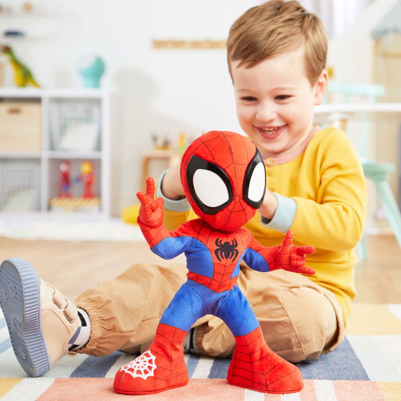 Spidey-y-sus-Amigos-Spidey-Baila-y-Gatea_1