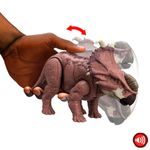 Jurassic-World-Chaos-Theory-Pachyrhinosaurus_1