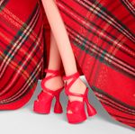 Barbie-Signature-Holiday-Muñeca-Rubia-2024_4