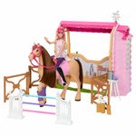 Barbie-Muñeca-con-Caballo-y-Establo