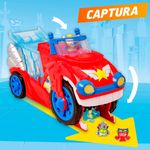 Superthings-Vehiculo-Doc-Vroom-Bite-Attack_3