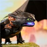Como-Entrenar-a-tu-Dragon-Desdentao-Deluxe_3