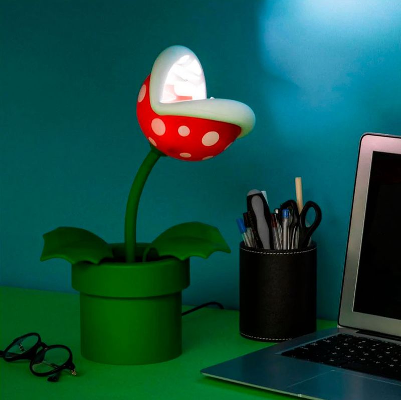 Super-Mario-Lampara-Planta-Piraña_1
