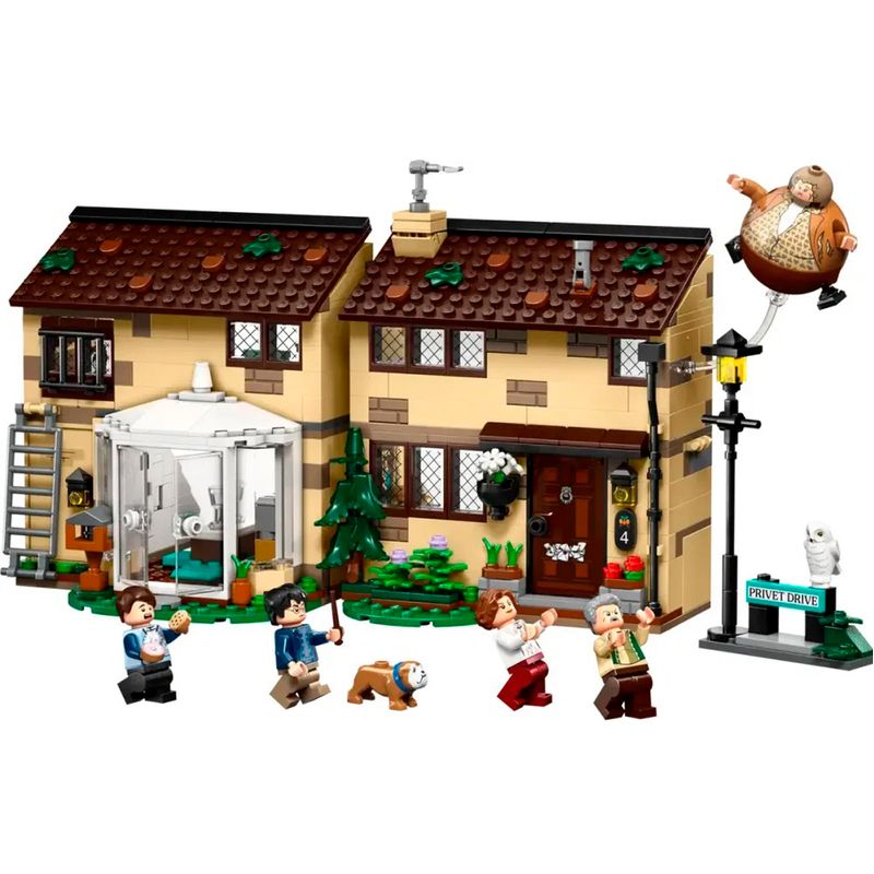 Lego-Harry-Potter-Privet-Drive--Visita-de-Tia-Marge_1