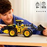 Lego-Technic-Cargadora-con-Ruedas-Volvo-L120-Electric_1