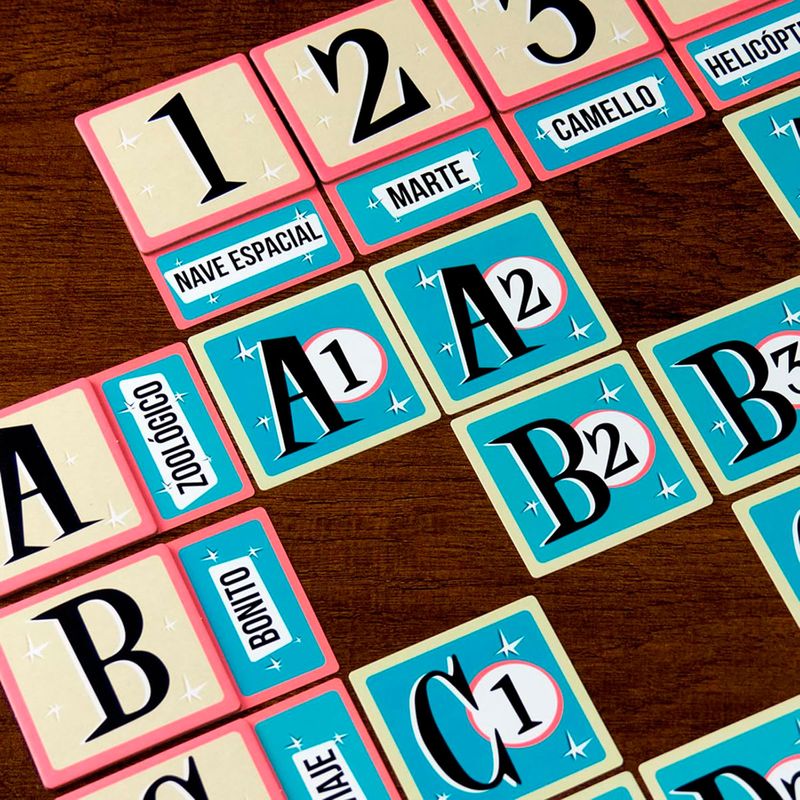 Pistas-Cruzadas-Juego-Mesa_1