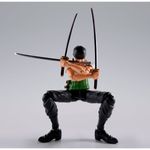 One-Piece-SH-Figuarts-Romance-Dawn-Roronoa-Zoro_1