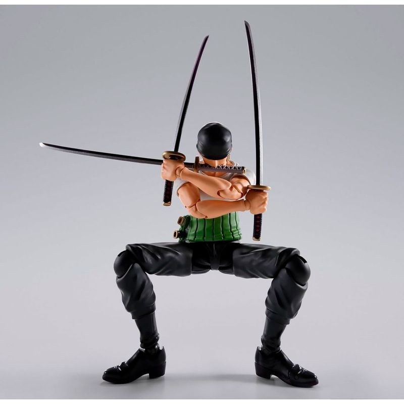 One-Piece-SH-Figuarts-Romance-Dawn-Roronoa-Zoro_1