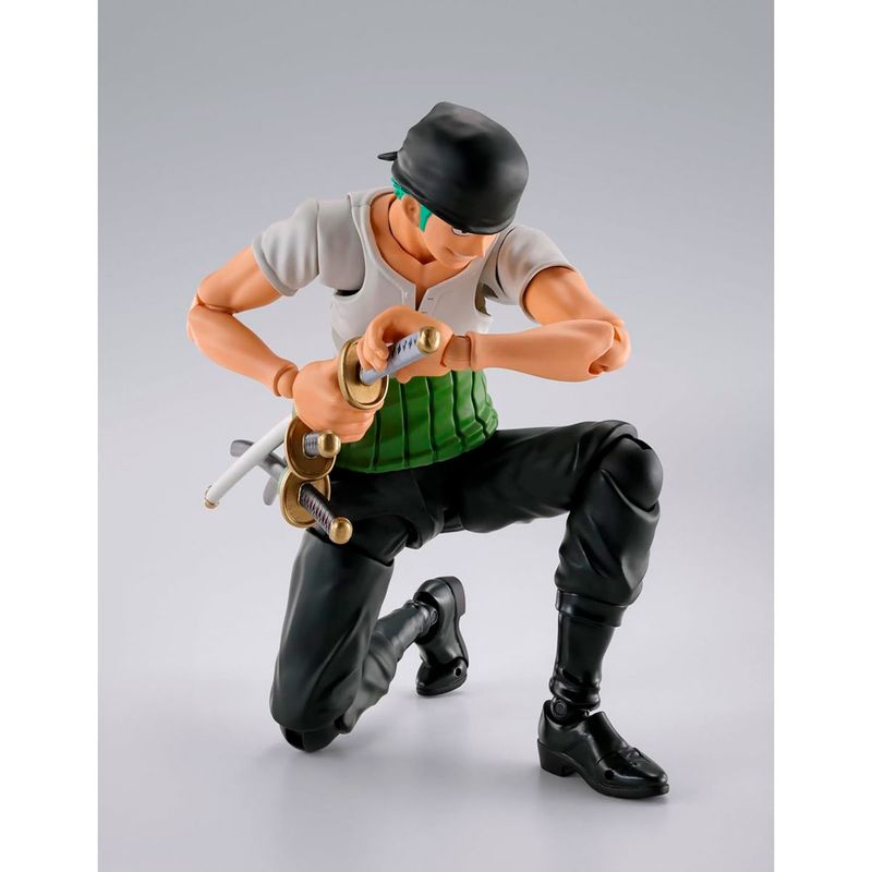 One-Piece-SH-Figuarts-Romance-Dawn-Roronoa-Zoro_3