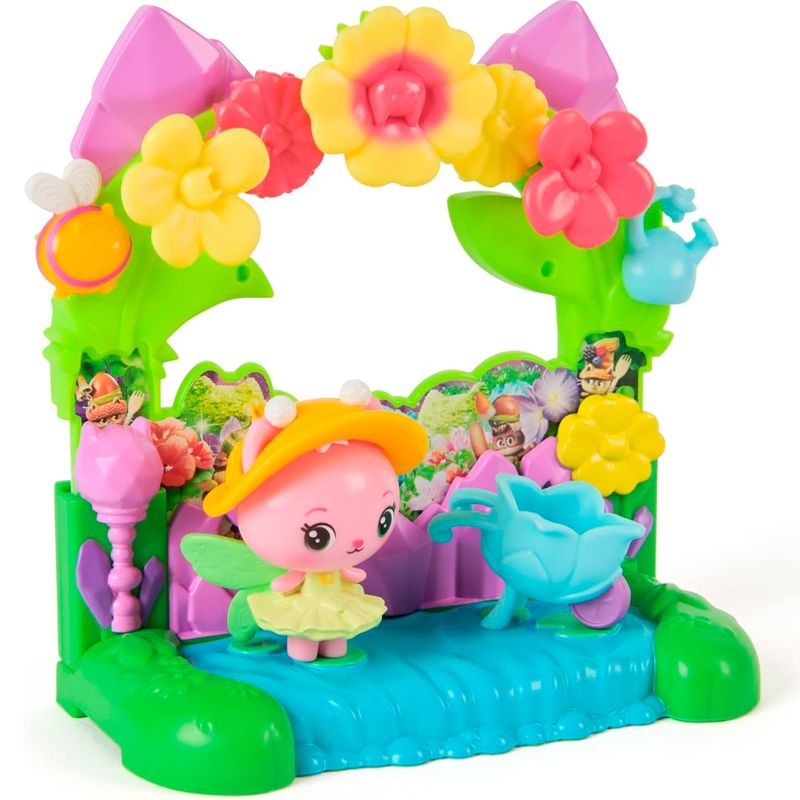 Casa-de-Muñecas-de-Gabby-Balcon-Jardin-de-“Queen-Kitty-Fairy”